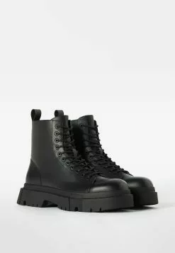 BERSHKA TRACK SOLE - Veterboots