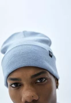 PULL & BEAR BASIC - Muts