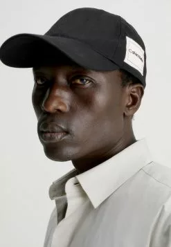 Calvin Klein ORGANIC LOGO - Pet