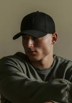 Blackskies CREST - Pet