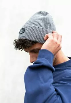 Blackskies RACE - Muts